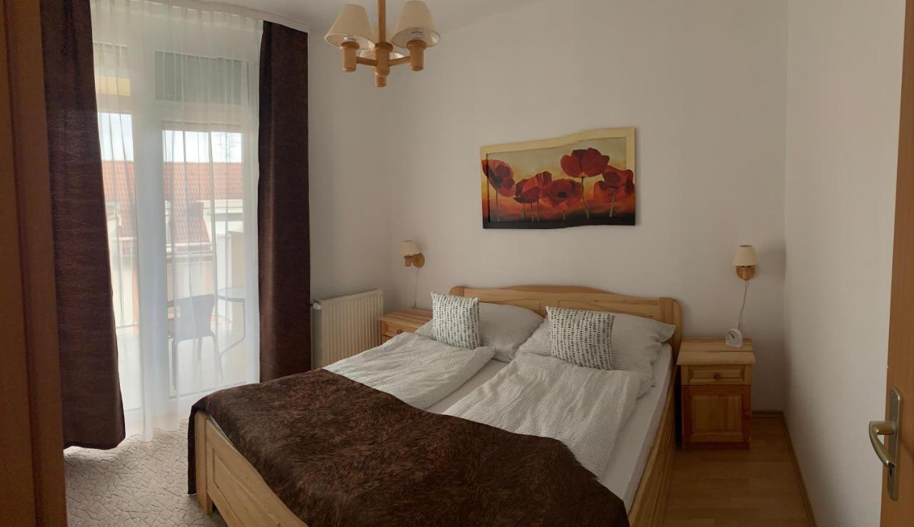 Konig Apartman Iii. Hévíz Eksteriør bilde